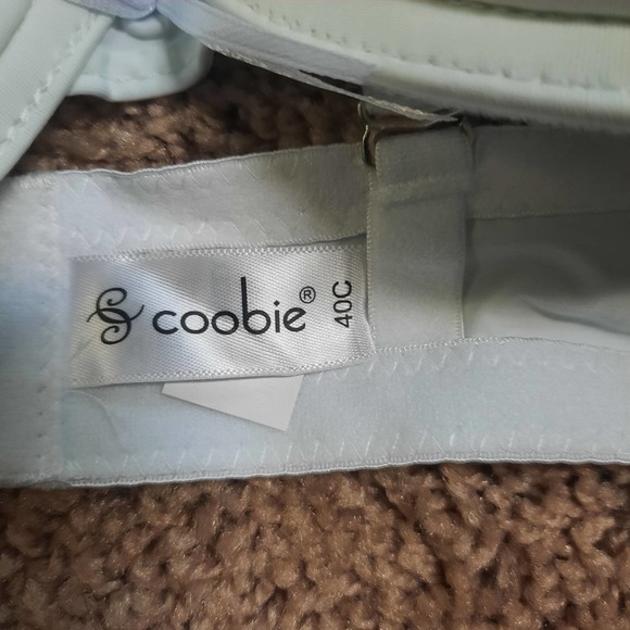 NWT Coobie 40 C Bra. Padded Underwire, removable straps. - Picture 3 of 4